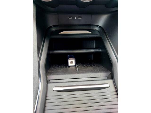 Skoda Kodiaq 1.5 TSI MHEV Business Edition / 19" lichtmetalen velgen/ Interieur Lounge/ Light en view package/ Akoestisch pakket