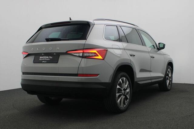 Skoda Kodiaq 7 pers. 1.5 TSI 150 pk DSG Business Edition | Stoel-/achterbankverwarming | Navigatie | Parkeersensoren voor/achter | Adaptive Cruise | Keyless Entry