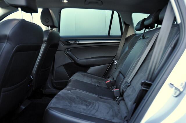 Skoda Kodiaq 1.5 TSI Business Edition Trekhaak Panoramadak