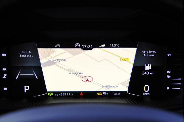Skoda Kodiaq 1.5 TSI Business Edition Trekhaak Panoramadak