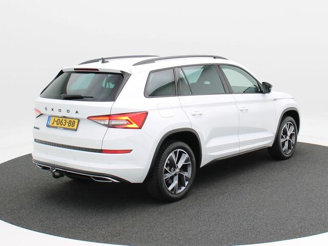 Skoda Kodiaq 1.5 TSi 150 Pk Automaat Sportline 7-Pers | Navigatie | Full LED | Privacy Glass | Camera | Trekhaak | Canton Audio