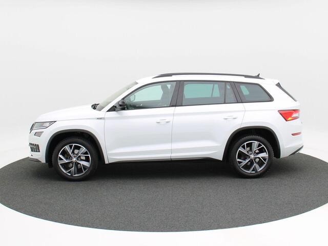 Skoda Kodiaq 1.5 TSi 150 Pk Automaat Sportline 7-Pers | Navigatie | Full LED | Privacy Glass | Camera | Trekhaak | Canton Audio