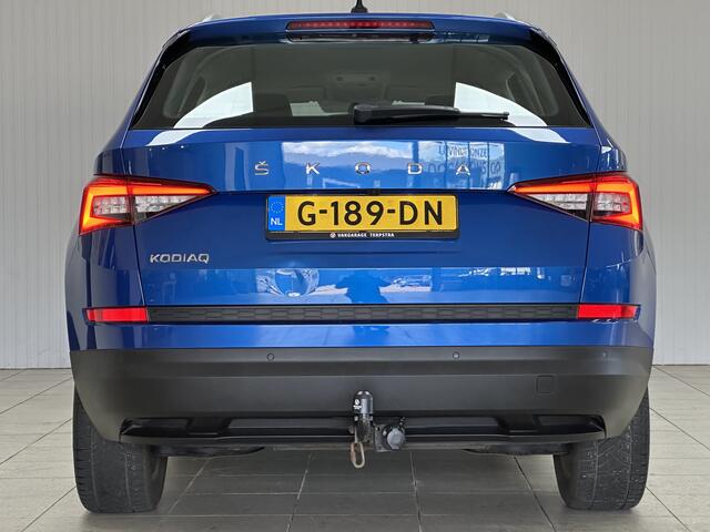 Skoda Kodiaq 1.5 TSI Business Edition/ Automaat!/ Trekhaak/ Camera/ Audio-Premium/ LED Koplampen/ Keyless/ 18'' LMV/ Sfeerverlichting/ Apple + Android/ DAB+/ Navi/ Adaptive Cruise/ Mistl./ PDC V+A/.