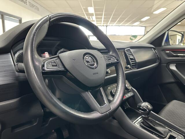 Skoda Kodiaq 1.5 TSI Business Edition/ Automaat!/ Trekhaak/ Camera/ Audio-Premium/ LED Koplampen/ Keyless/ 18'' LMV/ Sfeerverlichting/ Apple + Android/ DAB+/ Navi/ Adaptive Cruise/ Mistl./ PDC V+A/.