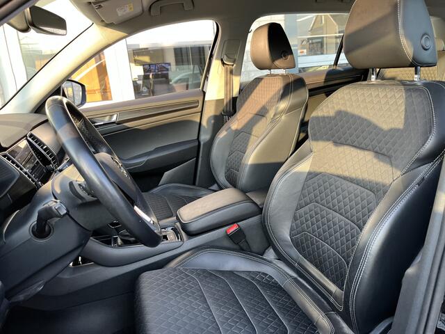 Skoda Kodiaq 1.5 TSI Business Edition / AUTOMAAT/ ELEKT. TREKHAAK/ KEYLESS/ CRUISE/ 18" LMV/ NAVI/ DAB/ SMARTLINK/ SPRAAKBEDIENING/ BLUETOOTH/ PARK. SENSOREN + CAMERA/ FULL LED