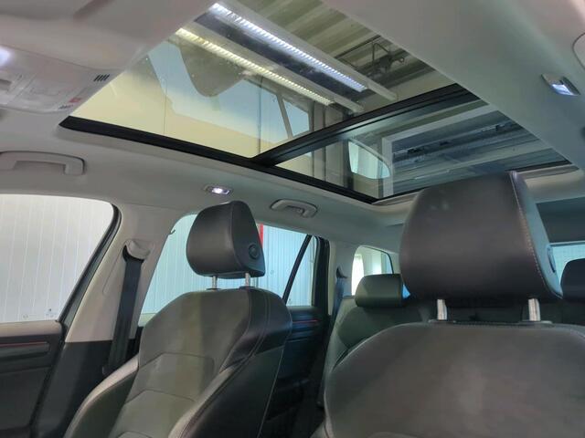 Skoda Kodiaq 1.5 TSI Business Edition 7p. Panoramadak Trekhaak Navigatie Carplay Adaptive Cruise Control Camera Parkeersensoren Blind Spot Assist Virtual Cockpit Stoelverwarming Climate Control