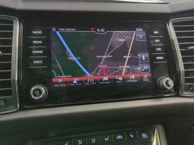 Skoda Kodiaq 1.5 TSI Business Edition 7p. Panoramadak Trekhaak Navigatie Carplay Adaptive Cruise Control Camera Parkeersensoren Blind Spot Assist Virtual Cockpit Stoelverwarming Climate Control