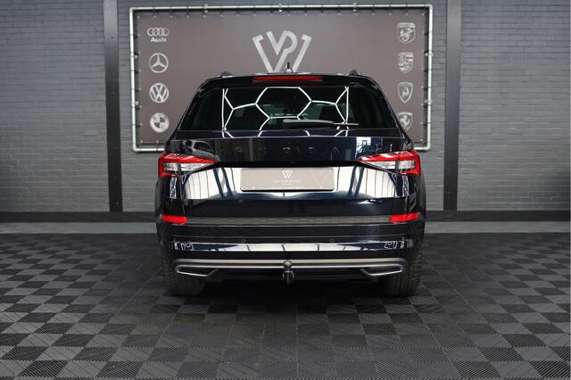 Skoda Kodiaq 1.5 TSI Sportline Business | Ned. Auto | Trekhaak | Stuur en stoel verwarming |