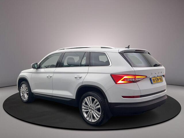 Skoda Kodiaq Business Edition Plus 1.5 TSI 150pk DSG Automaat Panoramadak, Adaptive cruise control, Navigatie, 360 camera, Verwarmde voorruit, Parkeersensoren, Stoelverwarming