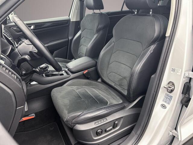 Skoda Kodiaq Business Edition Plus 1.5 TSI 150pk DSG Automaat Panoramadak, Adaptive cruise control, Navigatie, 360 camera, Verwarmde voorruit, Parkeersensoren, Stoelverwarming