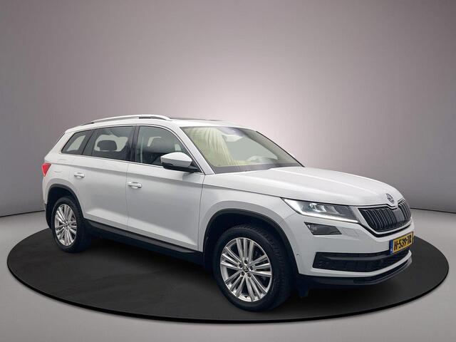 Skoda Kodiaq Business Edition Plus 1.5 TSI 150pk DSG Automaat Panoramadak, Adaptive cruise control, Navigatie, 360 camera, Verwarmde voorruit, Parkeersensoren, Stoelverwarming