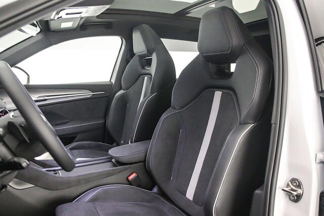 Skoda Kodiaq Sportline Business 1.5 TSI PHEV 204pk DSG Automaat Trekhaak, Panoramadak, Adaptive cruise control, Navigatie, Elektrische achterklep, LED matrix koplampen, Stoelverwarming