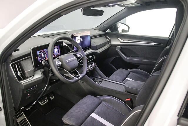 Skoda Kodiaq Sportline Business 1.5 TSI PHEV 204pk DSG Automaat Trekhaak, Panoramadak, Adaptive cruise control, Navigatie, Elektrische achterklep, LED matrix koplampen, Stoelverwarming