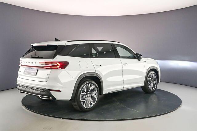 Skoda Kodiaq Sportline Business 1.5 TSI PHEV 204pk DSG Automaat Trekhaak, Panoramadak, Adaptive cruise control, Navigatie, Elektrische achterklep, LED matrix koplampen, Stoelverwarming