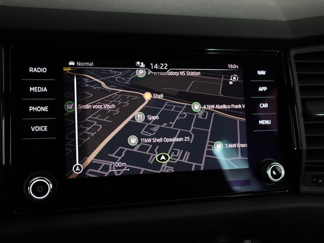 Skoda Kodiaq 1.5 TSI Sportline Business 150 pk Automaat (DSG) | Navigatie | Parkeersensoren | Achteruitrijcamera | Adaptieve cruise control | Stoelverwarming |