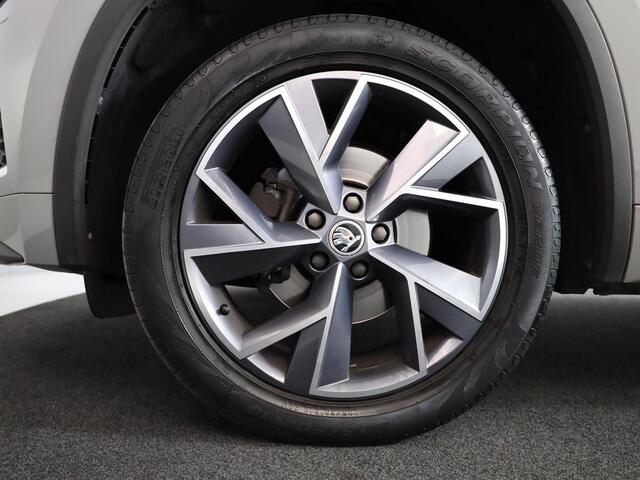 Skoda Kodiaq 1.5 TSI Sportline Business 150 pk Automaat (DSG) | Navigatie | Parkeersensoren | Achteruitrijcamera | Adaptieve cruise control | Stoelverwarming |