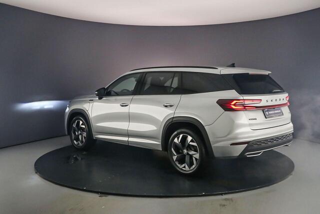 Skoda Kodiaq Sportline Business 1.5 TSI PHEV 204pk DSG Automaat Adaptive cruise control, Navigatie, Achteruitrijcamera, Elektrische achterklep, LED matrix koplampen, Stuurwiel verwarmd, Parkeersensoren