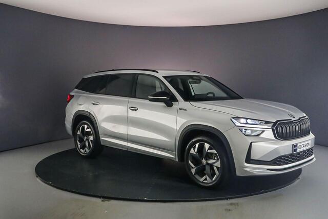 Skoda Kodiaq Sportline Business 1.5 TSI PHEV 204pk DSG Automaat Adaptive cruise control, Navigatie, Achteruitrijcamera, Elektrische achterklep, LED matrix koplampen, Stuurwiel verwarmd, Parkeersensoren