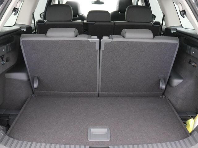 Skoda Kodiaq 1.5 TSI MHEV Business Edition 7p. 150PK DSG Panoramadak, elektrische achterklep, Keyless, LED-matrix, alarm, achteruitrijcamera, trekhaak, 19" lichtmetalen velgen