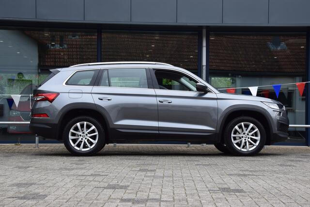 Skoda Kodiaq 1.5 TSI 150PK Business Edition 7p / 7 persoons | Org. NL | BOVAG Garantie | Apple CarPlay | Lederen Bekleding | Trekhaak | Achteruitrijcamera | Virtual Cockpit | Full LED |