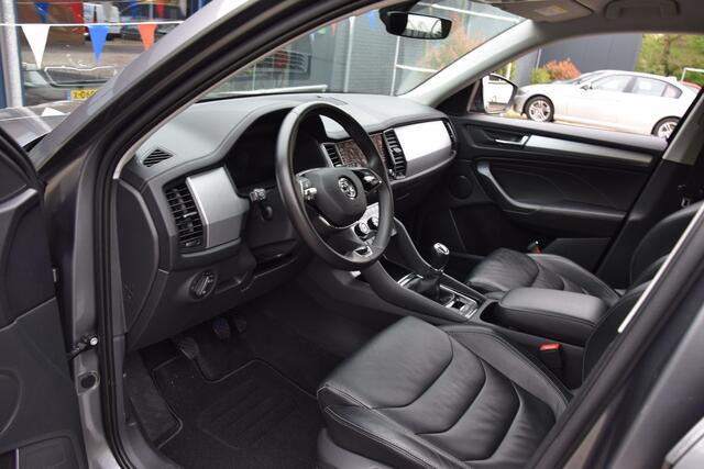 Skoda Kodiaq 1.5 TSI 150PK Business Edition 7p / 7 persoons | Org. NL | BOVAG Garantie | Apple CarPlay | Lederen Bekleding | Trekhaak | Achteruitrijcamera | Virtual Cockpit | Full LED |