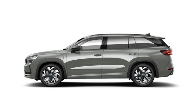 Skoda Kodiaq 1.5 TSI PHEV 204 6DSG Sportline Business Automaat | Mechanisch wegklapbare trekhaak | Multifunctioneel verwarmbaar 3 spaaks sportstuur incl. peddels voor recuperatie en HOD (hands off detectie) | KESSY (Keyless Entry and Start stop System)