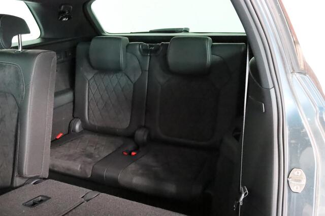 Skoda Kodiaq 1.5 TSI, Sportline, 7-Persoons, Trekhaak, Navigatie, Apple CarPlay/Android Auto, Achteruitrijcamera, Climate Control, Automaat, Sportstoelen, Memory,