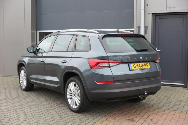 Skoda Kodiaq 1.5 TSI 110kw 150pk Business Edition , DSG. LED, PDC , Navi, Cruisecontrol, Stoelverwarming , Carplay, Trekhaak . Achteruitrijcamera ,Canton Audio ,LMV, etc