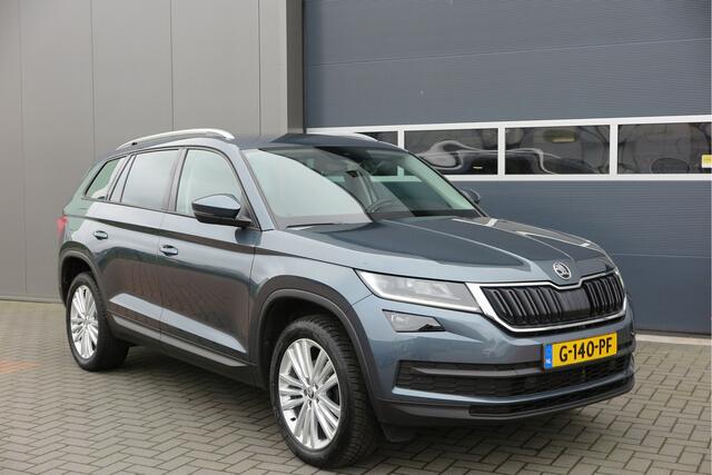 Skoda Kodiaq 1.5 TSI 110kw 150pk Business Edition , DSG. LED, PDC , Navi, Cruisecontrol, Stoelverwarming , Carplay, Trekhaak . Achteruitrijcamera ,Canton Audio ,LMV, etc