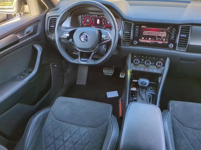 Skoda Kodiaq 1.5 TSI Sportline Business 7p. / LED / Camera / Memory Bestuurdersstoel / Afneembare Trekhaak / Elek. Achterklep / 19" LMV