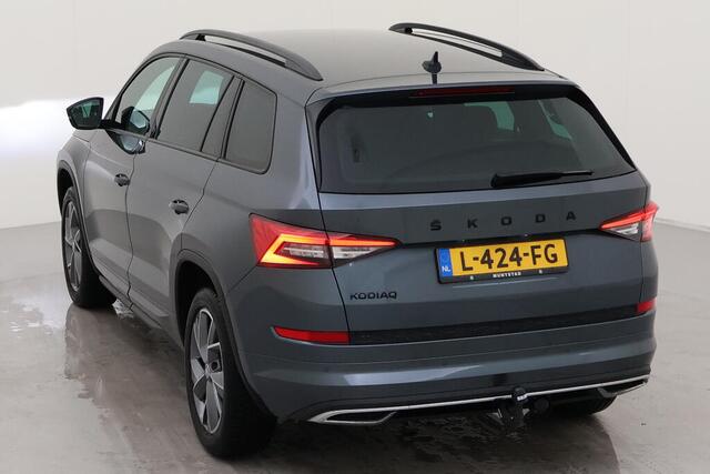 Skoda Kodiaq 1.5 TSI Sportline Business 7p. / LED / Camera / Memory Bestuurdersstoel / Afneembare Trekhaak / Elek. Achterklep / 19" LMV