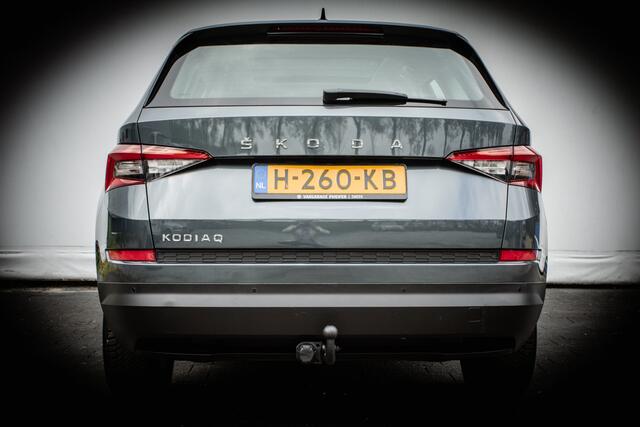Skoda Kodiaq 1.5 TSI 150pk Aut. Ambition Leer/ Trekhaak/ Panoramadak/ Navigatie/ Adapt. cruise/ Carplay