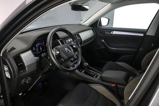 Skoda Kodiaq Business Edition 1.5 TSI 150pk DSG Automaat Trekhaak, Adaptive cruise control, Elektrische achterklep, Achteruitrijcamera, Navigatie, LED verlichting, Parkeersensoren, Stoelverwarming