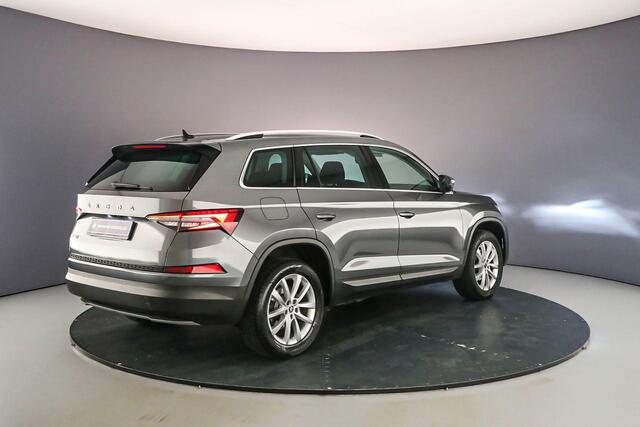 Skoda Kodiaq Business Edition 1.5 TSI 150pk DSG Automaat Trekhaak, Adaptive cruise control, Elektrische achterklep, Achteruitrijcamera, Navigatie, LED verlichting, Parkeersensoren, Stoelverwarming