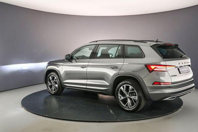 Skoda Kodiaq Sportline Business 7p. 1.5 TSI 150pk DSG Automaat Trekhaak, 3e zitrij, Cruise control, Achteruitrijcamera, LED matrix koplampen, Navigatie, Stoelverwarming