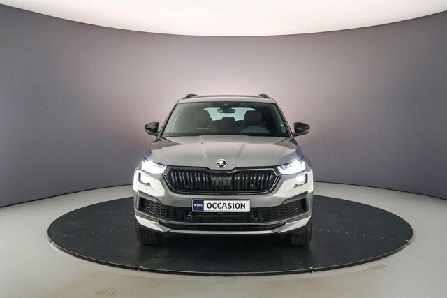 Skoda Kodiaq Sportline Business 7p. 1.5 TSI 150pk DSG Automaat Trekhaak, 3e zitrij, Cruise control, Achteruitrijcamera, LED matrix koplampen, Navigatie, Stoelverwarming