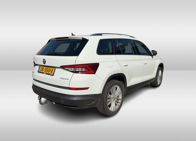 Skoda Kodiaq 1.5 TSI Business Edition / Trekhaak / Camera / Leder&Alcantara / 19'' / Keyless / Premium Audio / Dodehoek / DAB / Stoelverwarming / ACC
