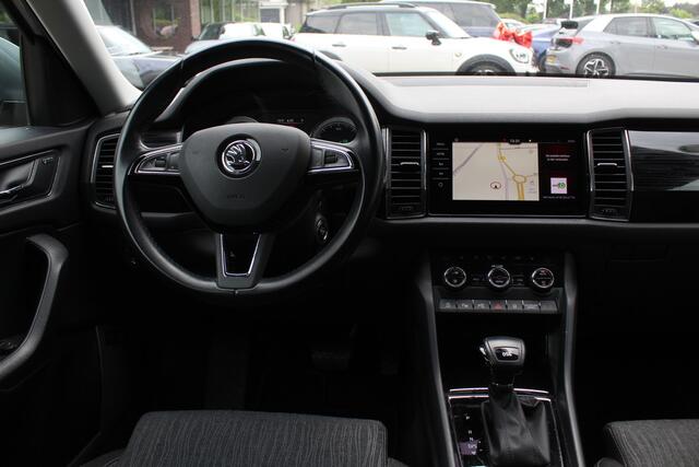 Skoda Kodiaq 1.4 TSI 4x4 Style Business / Trekhaak / 360Camera / Navigatie / 19'' / Apple Carplay / Canton Audio / Stuurverwarming / Keyless / DAB / Elektr. stoel / Stoelverwarming / ACC