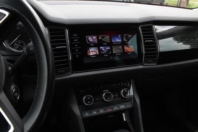 Skoda Kodiaq 1.4 TSI 4x4 Style Business / Trekhaak / 360Camera / Navigatie / 19'' / Apple Carplay / Canton Audio / Stuurverwarming / Keyless / DAB / Elektr. stoel / Stoelverwarming / ACC