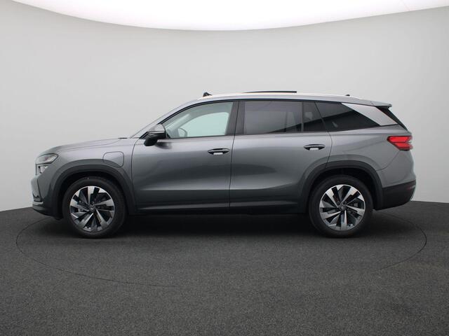 Skoda Kodiaq 1.5 TSI PHEV Business Edition 204 PK DSG panoramadak, trekhaak, 19" lichtmetaal, verwarmbaar stuurwiel, keyless, elektrische achterklep, side assist, verwarmbare achterbank, achteruitrijcamera
