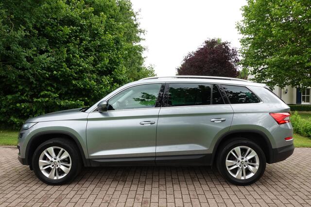 Skoda Kodiaq 1.4 TSI ACT Ambition Business | Adative cruise control | Elektr.Trekhaak | Stoelverwarming | LED | Achteruitrijcamera | NAVI | CarPlay |