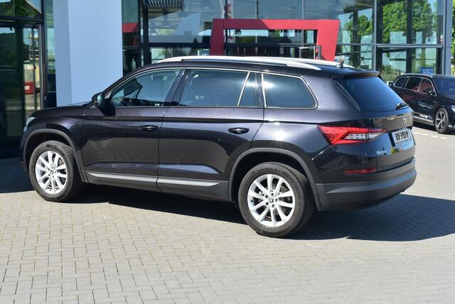 Skoda Kodiaq 1.4 TSI ACT Ambition Business 110KW/150PK DSG, wegklapbare trekhaak, dealer onderhouden, LED verlichting, navigatie, privacy glas, Keyless start, achteruitrijcamera, lichtmetalen velgen, DAB+, navigatie, pdc v+a, Inklapbare spiegels