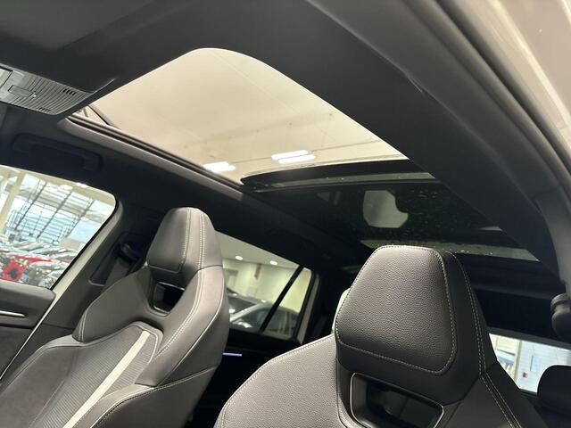 Skoda Kodiaq 1.5 TSI PHEV Sportline Business · Panoramadak · Camera · Elek. Trekhaak · Canton Audio · Elek.Bestuurdersstoel · Apple/Android Car Play · Keyless · 19'' Inch · Garantie t/m 19-03-2028 of 100.000km