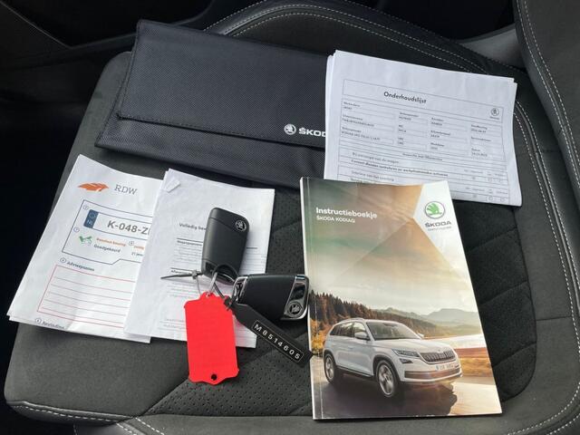 Skoda Kodiaq 1.5 TSI SPORTLINE, Trekhaak wegklapbaar, Pano, Carplay, Memory