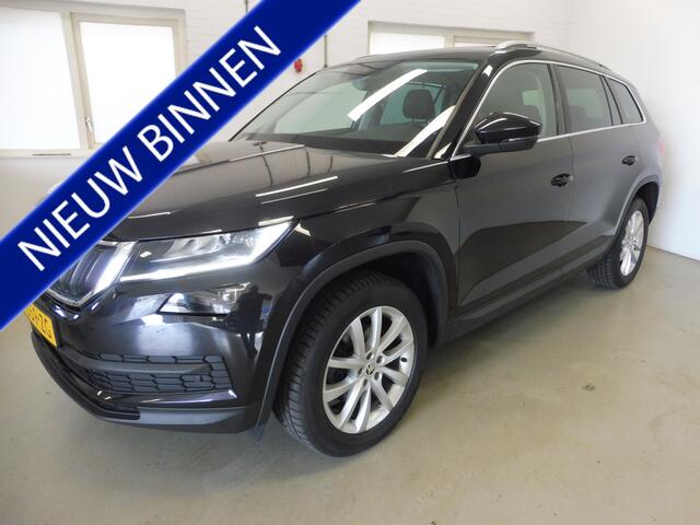 Skoda Kodiaq 1.5 TSI Business Edition Trekhaak | Camera | Panodak | Stof/leer | 1e eig | Géén afleverkosten.