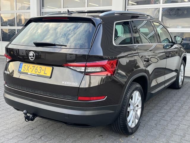 Skoda Kodiaq 1.4 TSI DSG Automaat Style Business 7p. ACC Panoramadak Trekhaak wegklapbaar Canton
