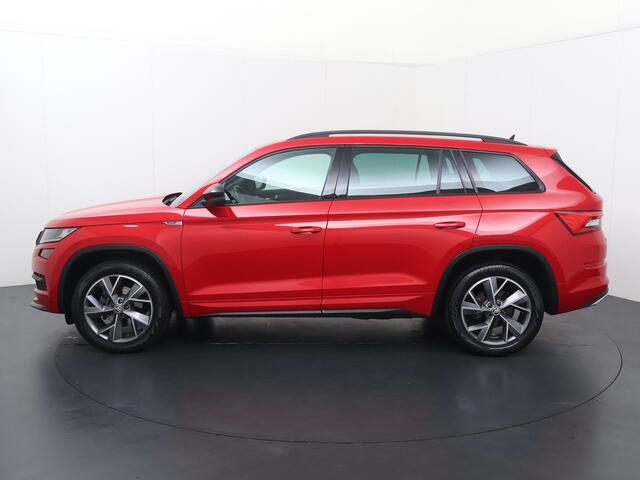 Skoda Kodiaq 1.5 TSI Sportline Business | 150 PK | Automaat | Sportstoelen | Achteruitrijcamera | Stoelverwarming | 19" LMV |