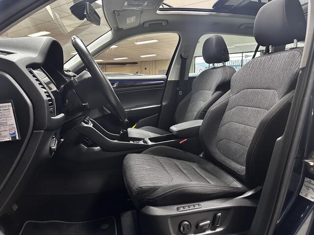 Skoda Kodiaq 1.4 TSI Style/ Open-Pano Dak!/ Trekhaak/ LED Koplampen/ Canton-Audio/ Elek.Stoel+Memory/ Stoelverw./ Keyless/ Apple+Android/ DAB+/ Clima/ Navi/ Cruise/ Bluetooth/ Multi.LEDER.Stuur/ Elek.Pakket/ Isofix/ PDC