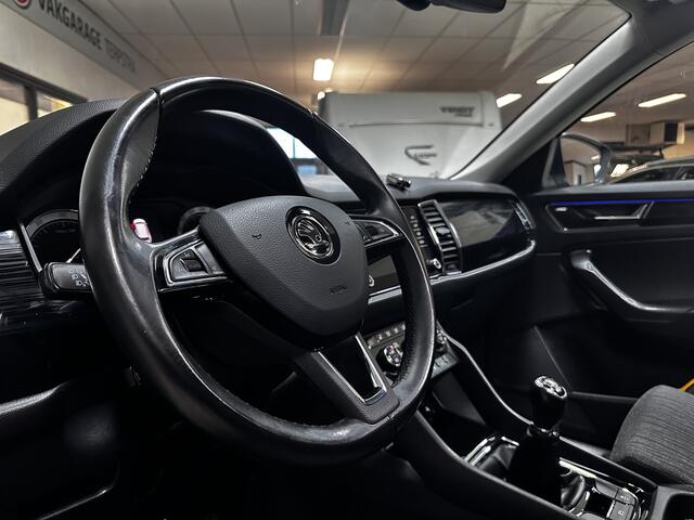 Skoda Kodiaq 1.4 TSI Style/ Open-Pano Dak!/ Trekhaak/ LED Koplampen/ Canton-Audio/ Elek.Stoel+Memory/ Stoelverw./ Keyless/ Apple+Android/ DAB+/ Clima/ Navi/ Cruise/ Bluetooth/ Multi.LEDER.Stuur/ Elek.Pakket/ Isofix/ PDC