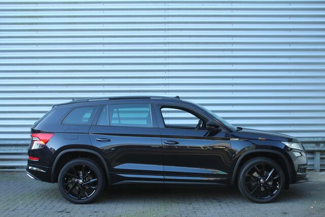 Skoda Kodiaq 1.5 TSI 150pk Sportline Business 7p. DSG7 NL-Auto NAP Panoramadak Clima Cruise Navi Camera Canton LMV Stoelverwarming Trekhaak 1800kg